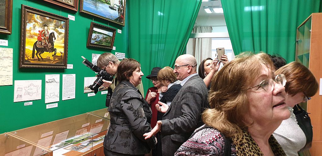 19.02.2019 г. Торжественное открытие Петровского центра Исторического общества Ямбурга-Кингисеппа в Кингисеппской центральной городской библиотеке.