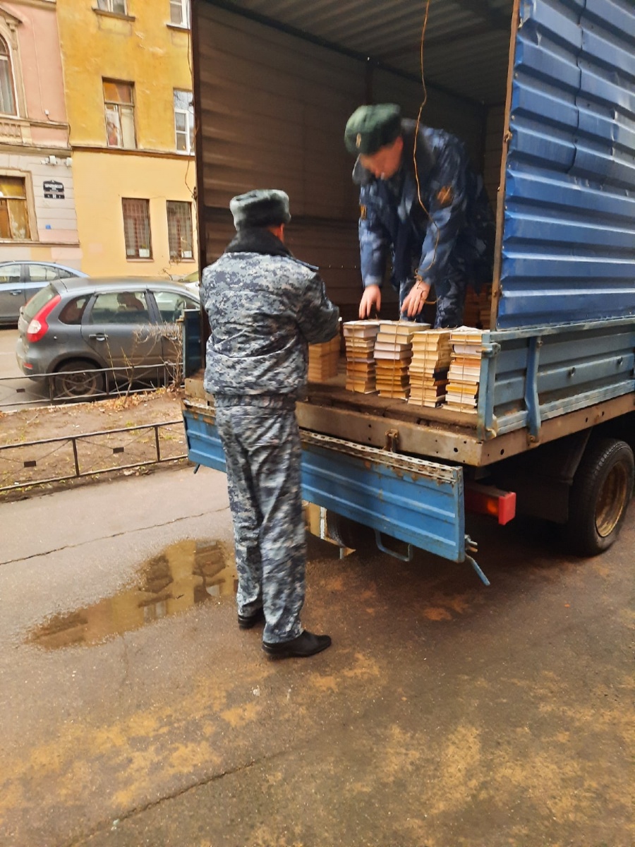 21.12.2020. Библиотечные фонды следственных изоляторов и исправительных колоний УФСИН пополнятся новыми книгами