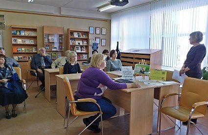 24.03.2019 г. Презентация мультимедийного проекта «Санкт-Петербургская губерния в работах русских художников» в Сосновоборской городской публичной библиотеке.